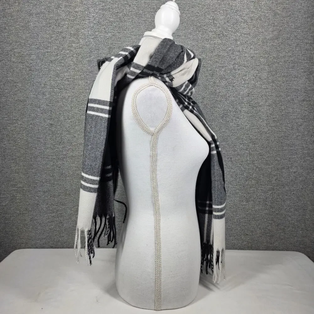 BANANA REPUBLIC UNISEX BLACK PLAID WOOL BLEND BLANKET SCARF – 80